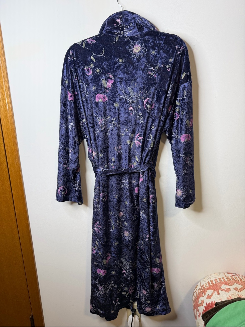 Vintage 90s Tradition Crushed Velvet Floral Robe Dressing Gown XL - Picture 8 of 9